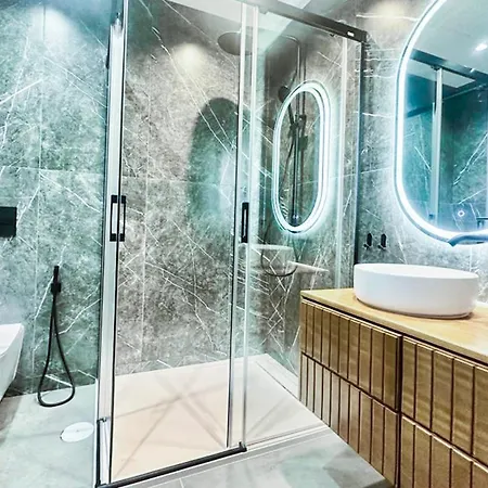 Infinity Villa *