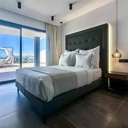 Villa Infinity *