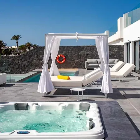 Infinity Villa Playa Blanca